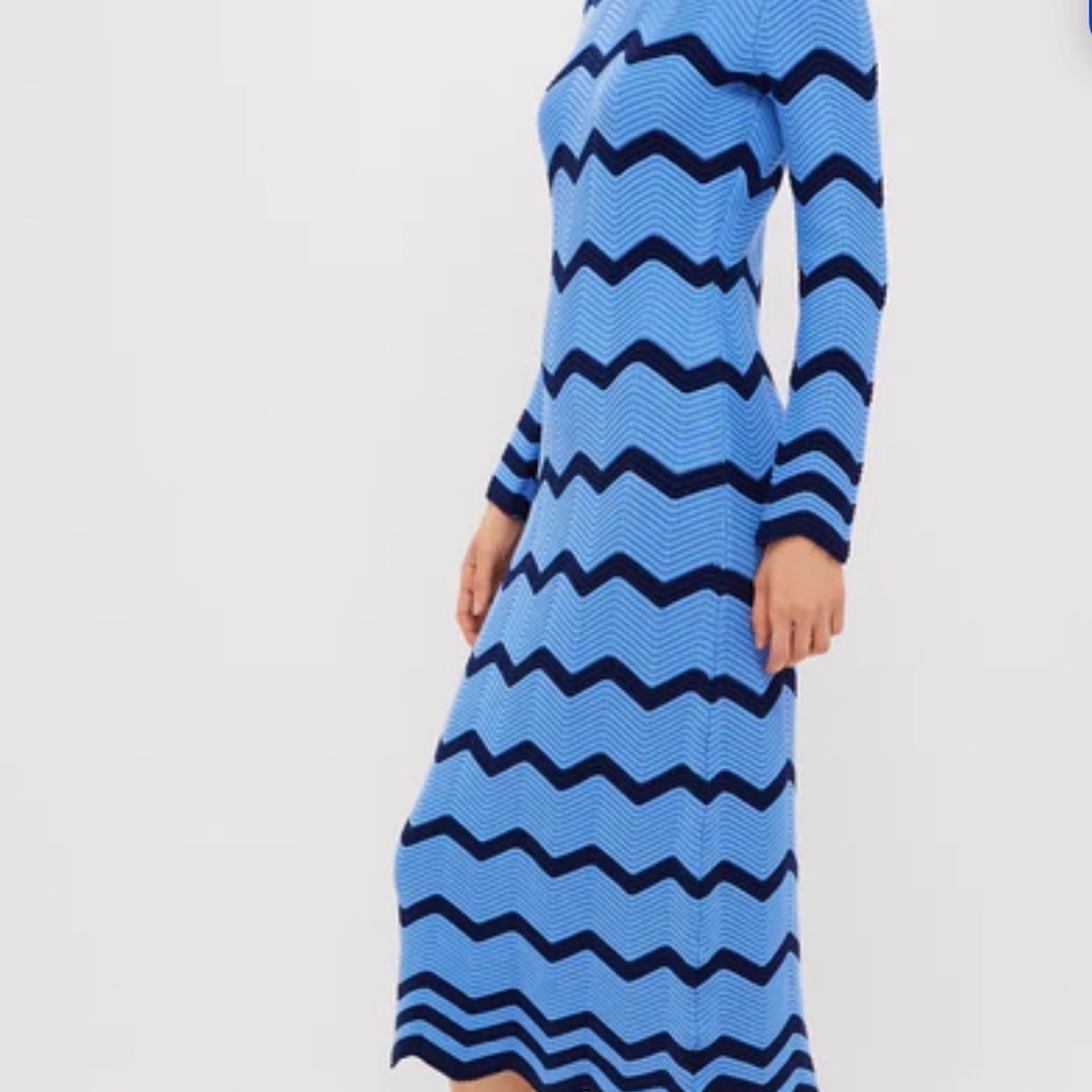 Chevron Knit Long-Sleeve Maxi Dress in Sky Blue and Navy - Picture 2 of 4